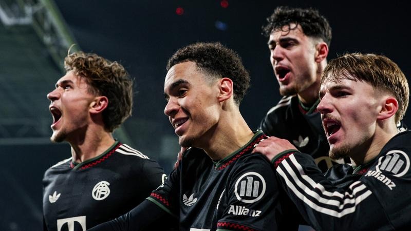 [德甲]勒沃库森2-2平送拜仁提前夺冠 凯恩迎生涯首冠